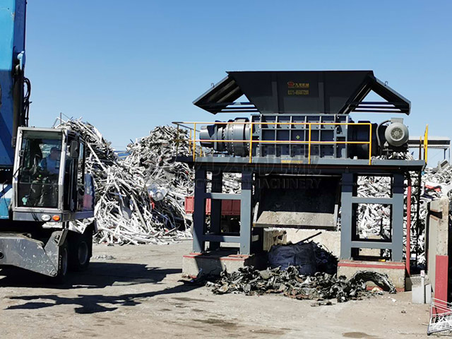 金屬撕碎機(jī) 金屬撕碎機(jī)